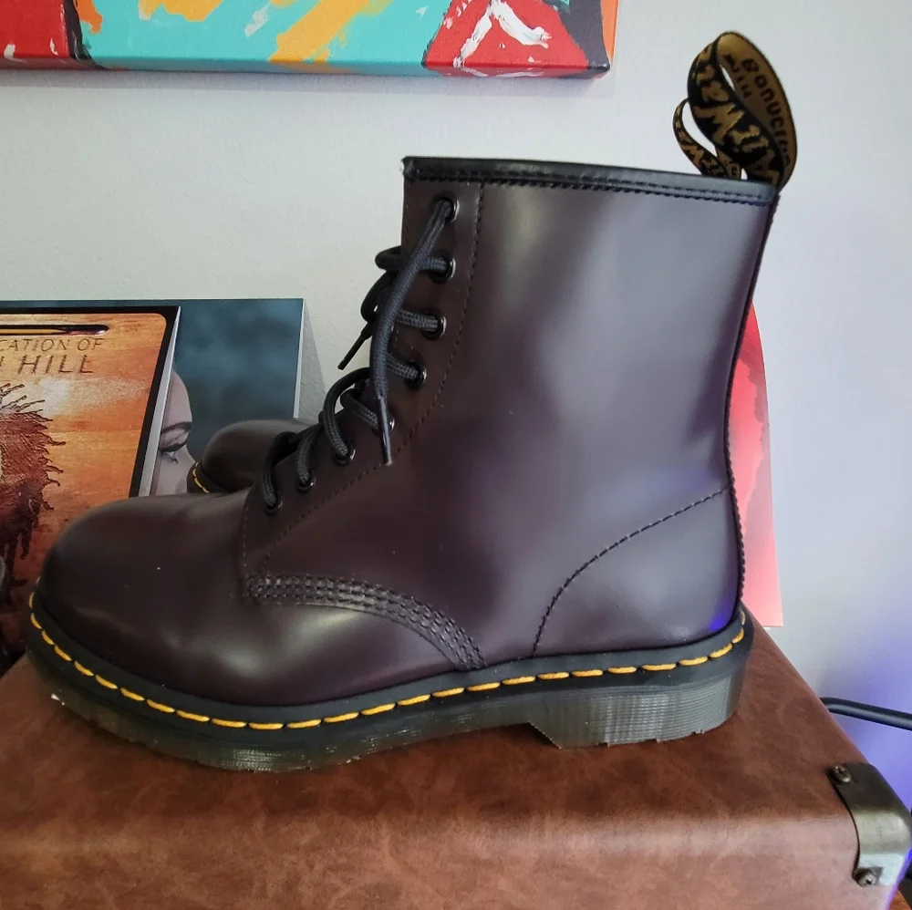 Dr. Martens 1460 Smooth Lace-Up Boots, Sz. 10 - Picture 7 of 9